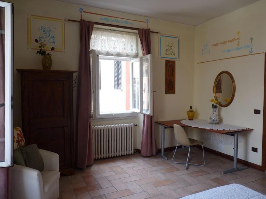 Appartamento Palazzo Del Provveditore Vista Lago Desenzano del Garda Exterior photo