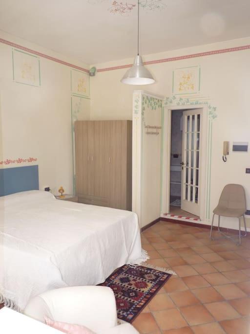 Appartamento Palazzo Del Provveditore Vista Lago Desenzano del Garda Exterior photo